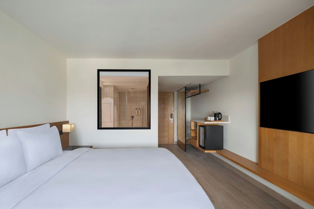 Premium Room, 1 King Bed
