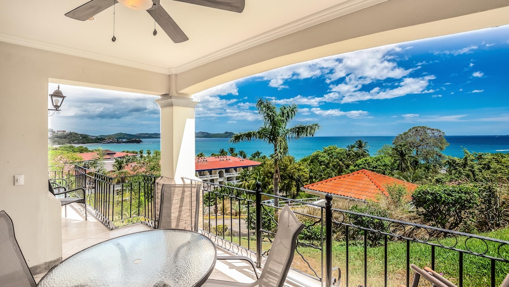 Condo, 2 Bedrooms, Accessible, Beach View