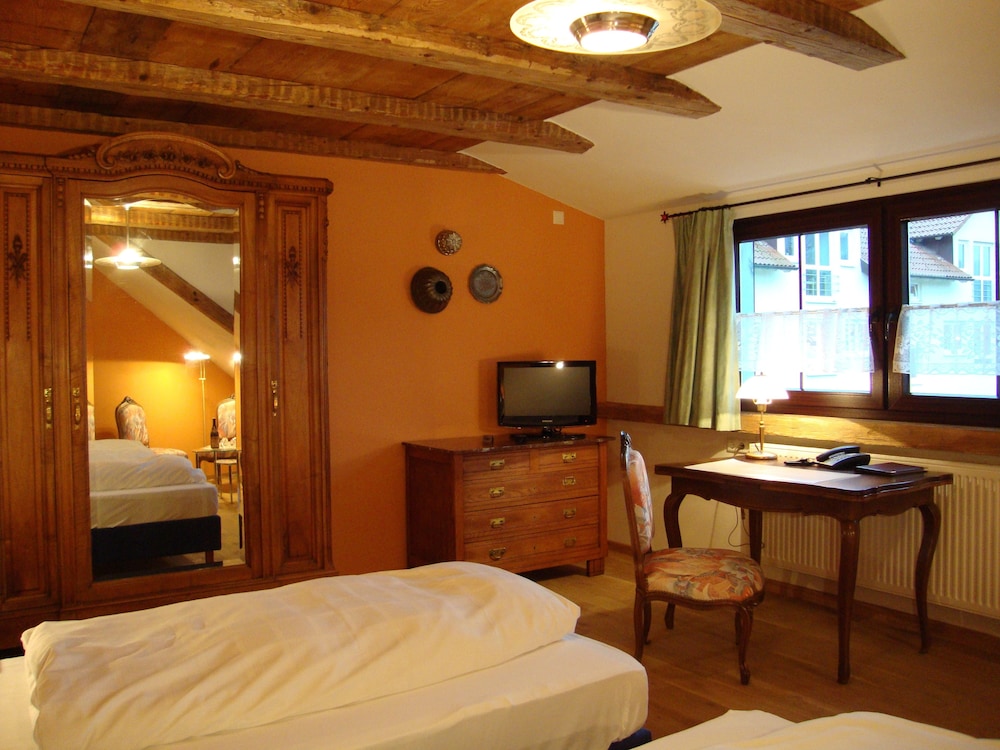 Walter Faller Room photo 1
