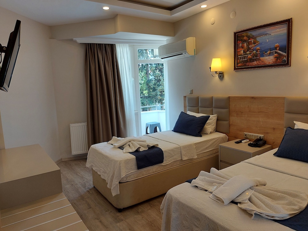 Standard Twin Room photo 1