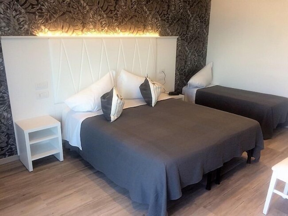 Triple Room, Sea View