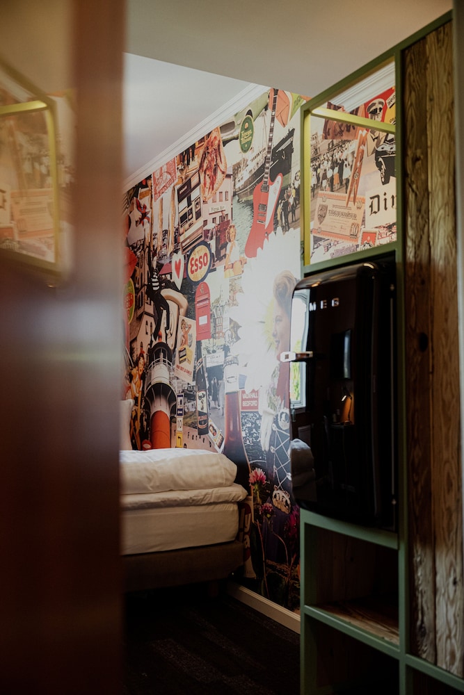 Tiny double room - Photo 3