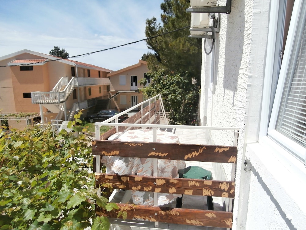 Basic Apartment, 1 Bedroom, Lanai, Sea View photo 2