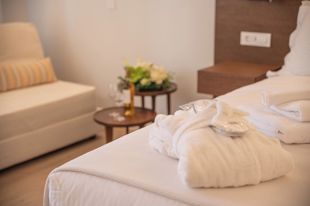 Comfort Suite, Garden View