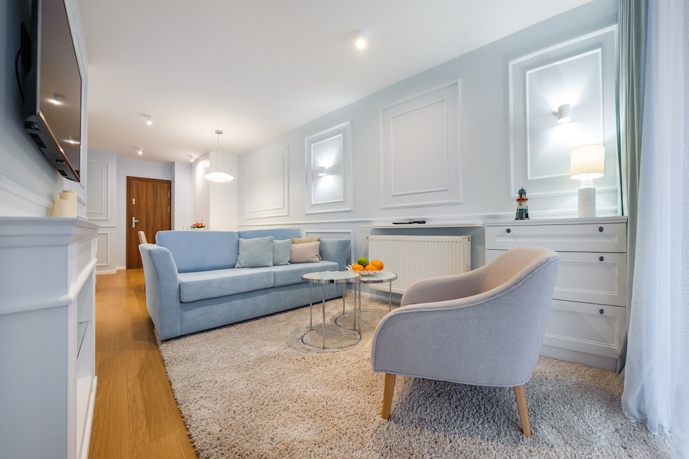 Apartment (9 A)