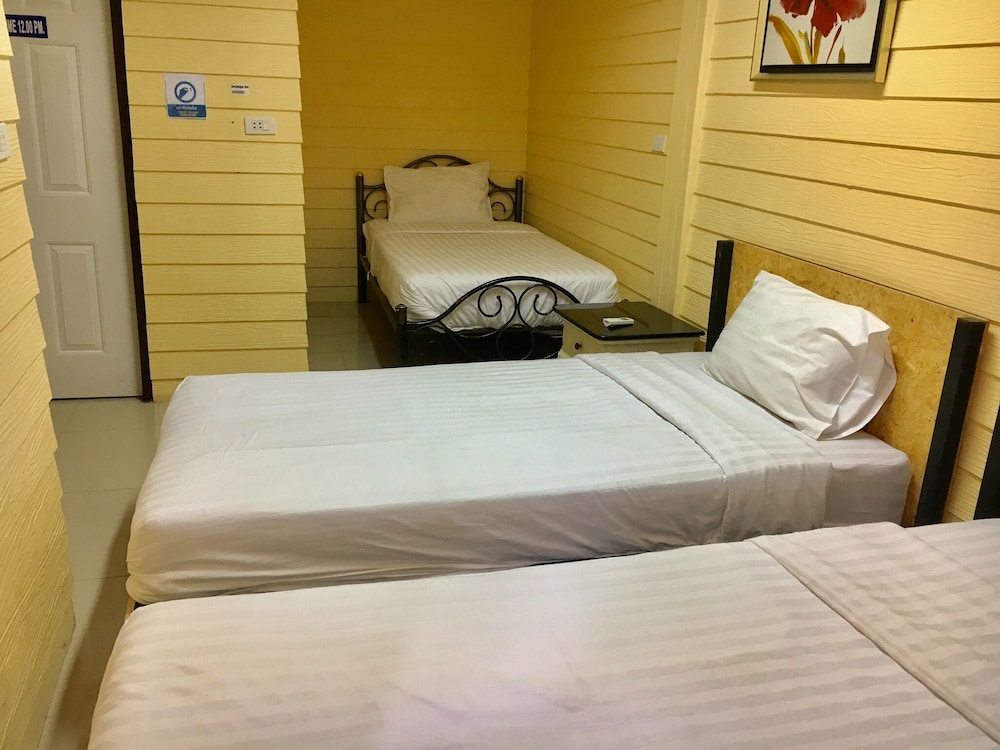 Standard Triple Room photo 1