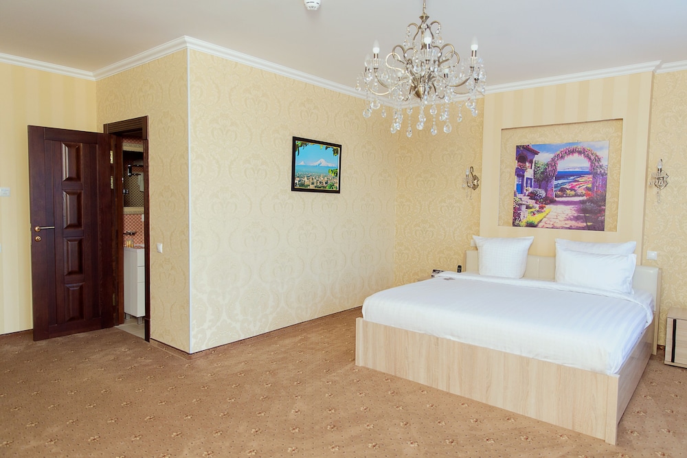Luxury Room photo 2