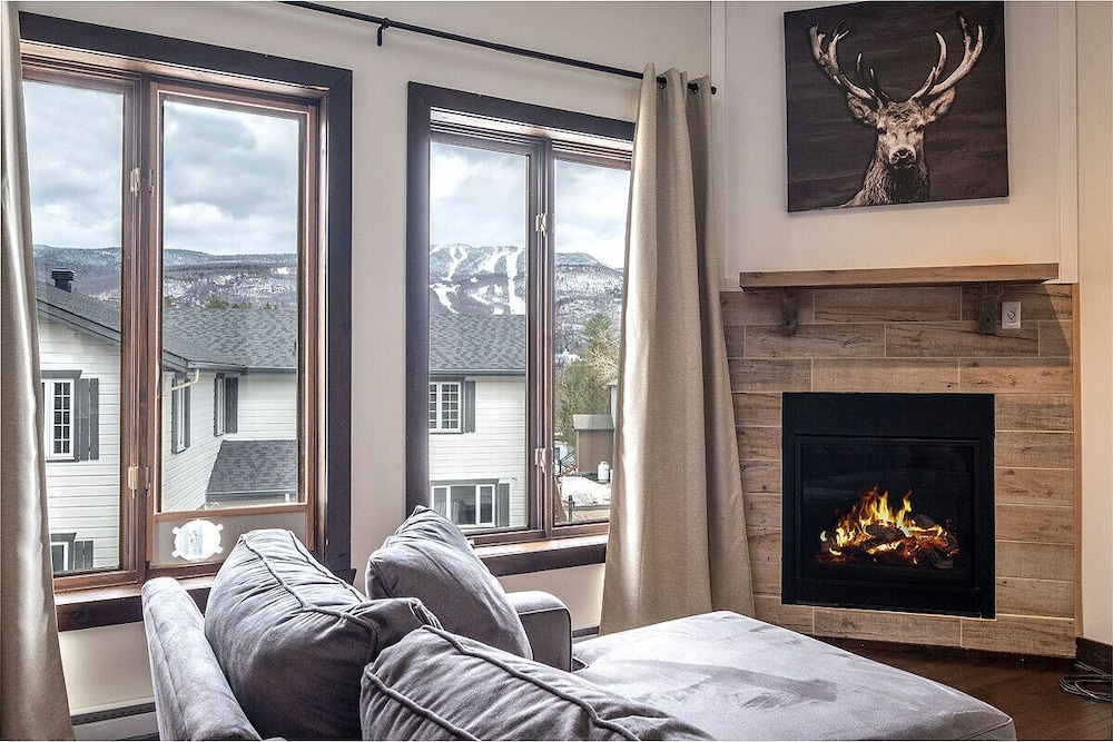 Deluxe Chalet, Multiple Beds, Non Smoking, Mountain View