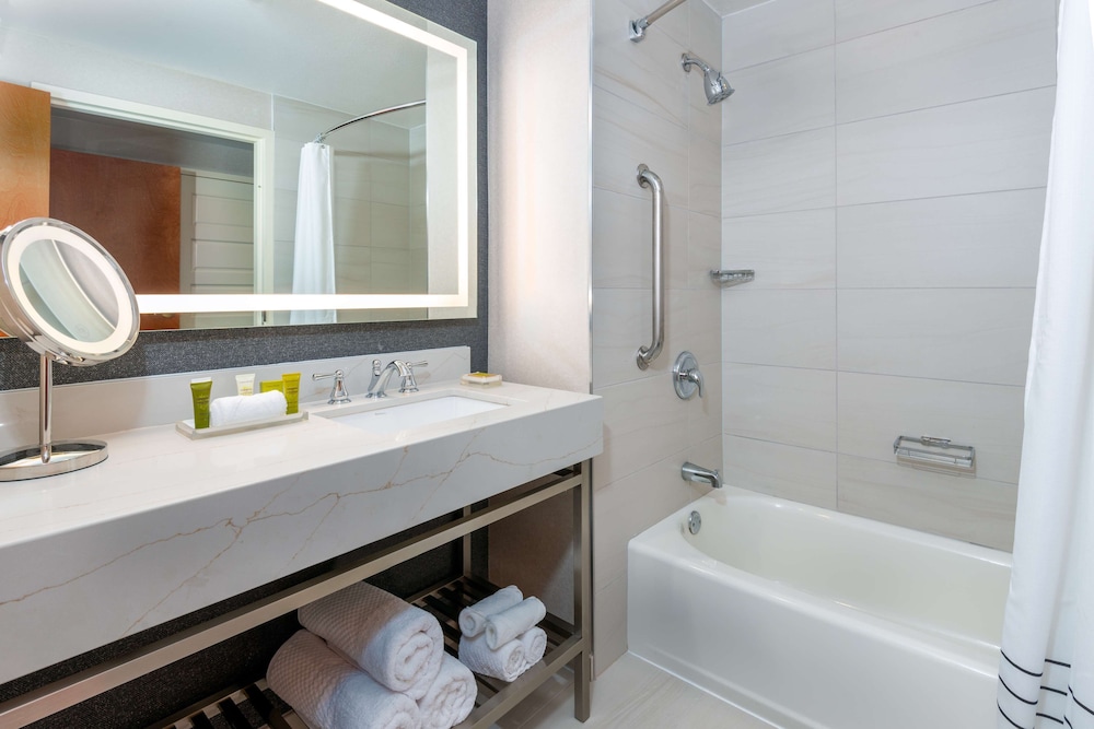 Executive Room, 2 Double Beds, Accessible (Hearing) - Photo 4