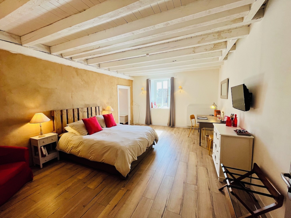 Superior Double Room, Terrace (Cache Cache) photo 1