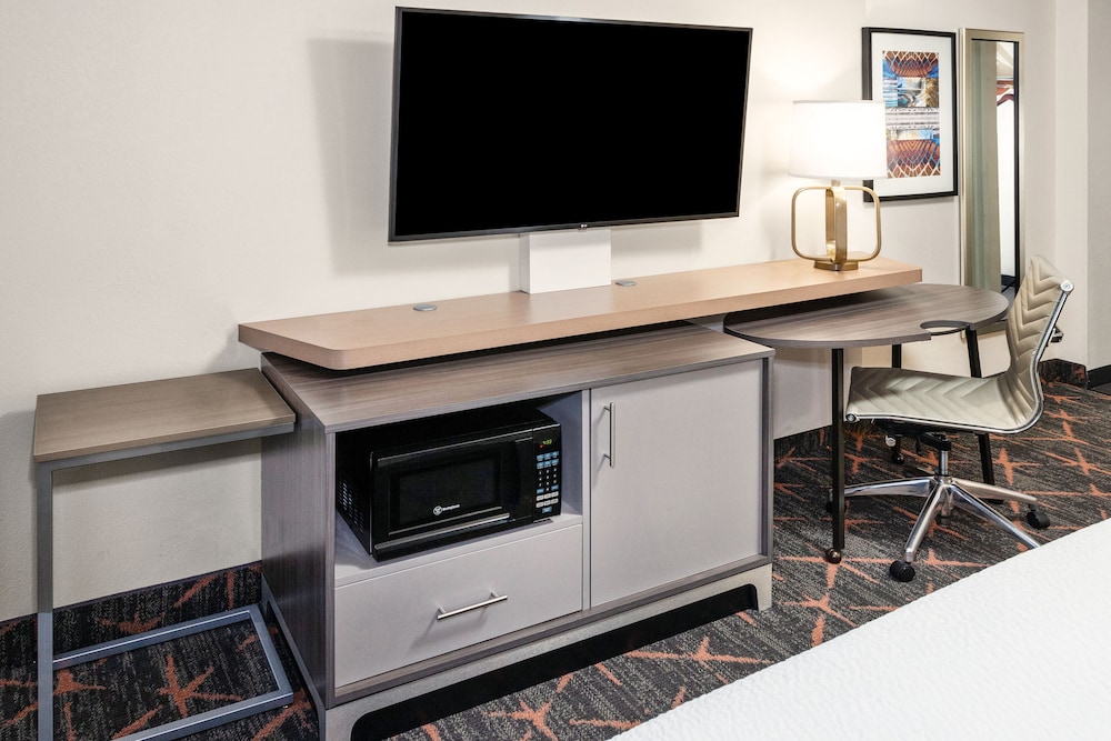 Standard Room - Photo 9