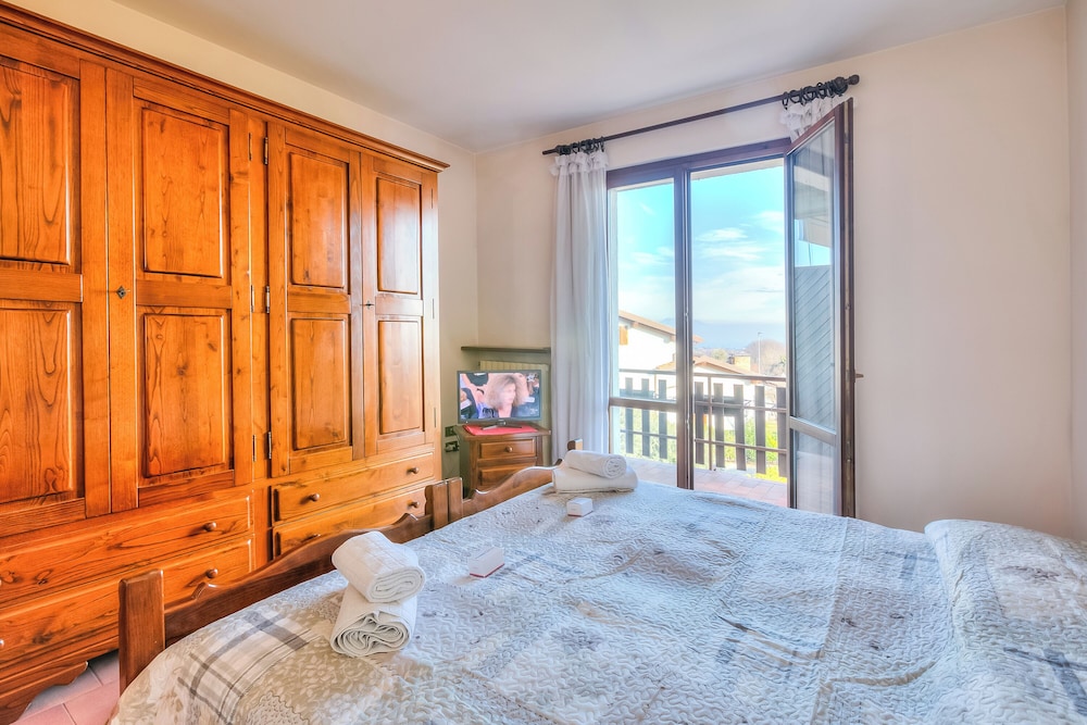 Family Apartment, 3 Bedrooms, 2 Bathrooms (Falke House Relax And Lake View) photo 1