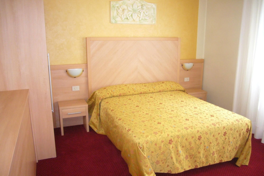 Classic Double or Twin Room