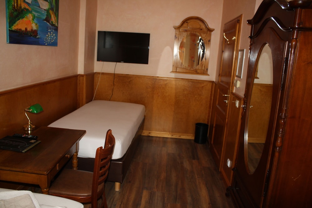 Triple Room photo 2