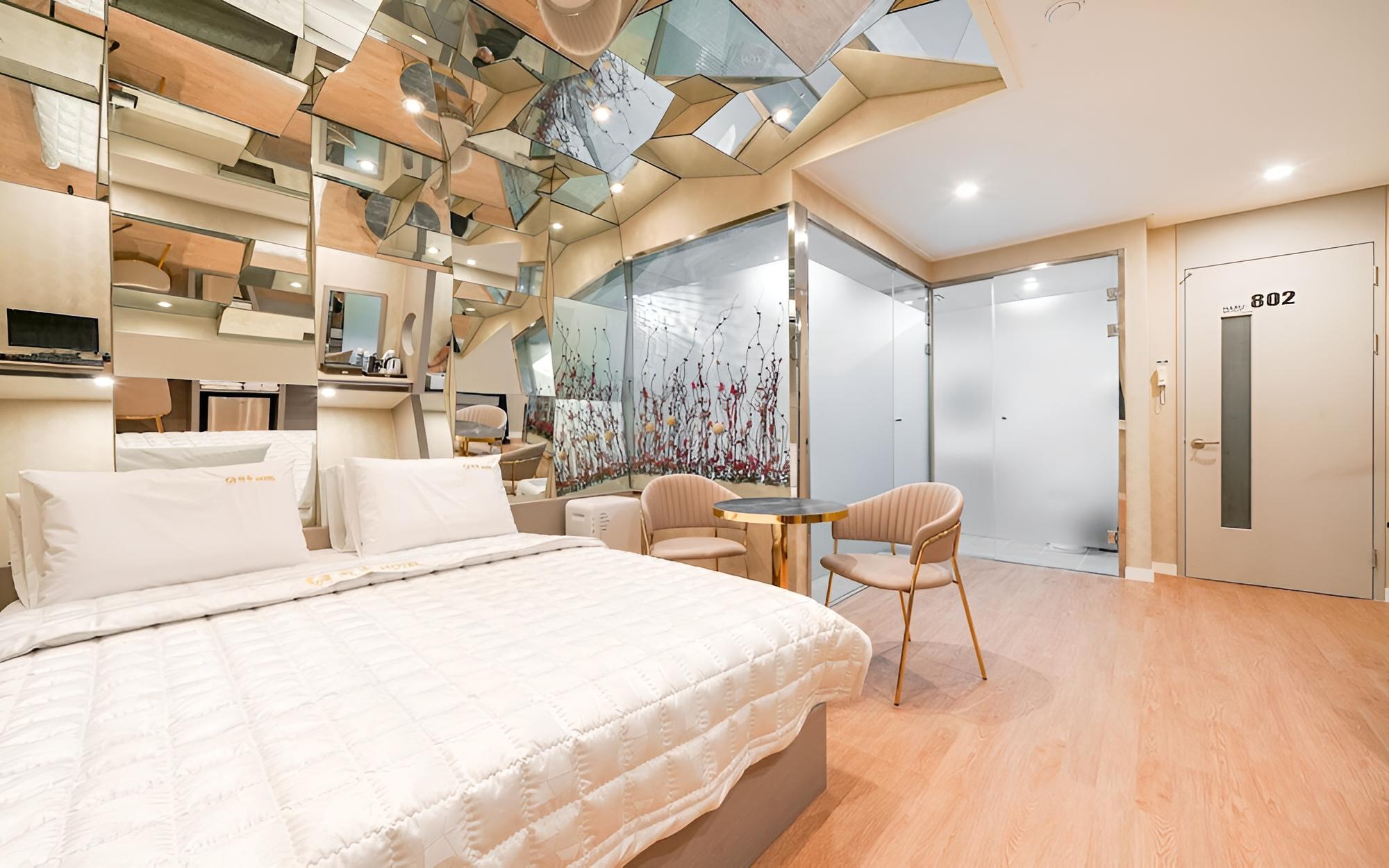 Room (Deal deluxe (free Netflix breakfast 1) - Photo 5