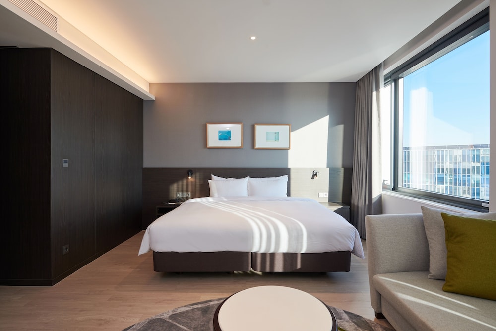 [Special Promotion] Junior Suite Double -14PM check in&out / swimming pool benefits provided twice - Photo 6