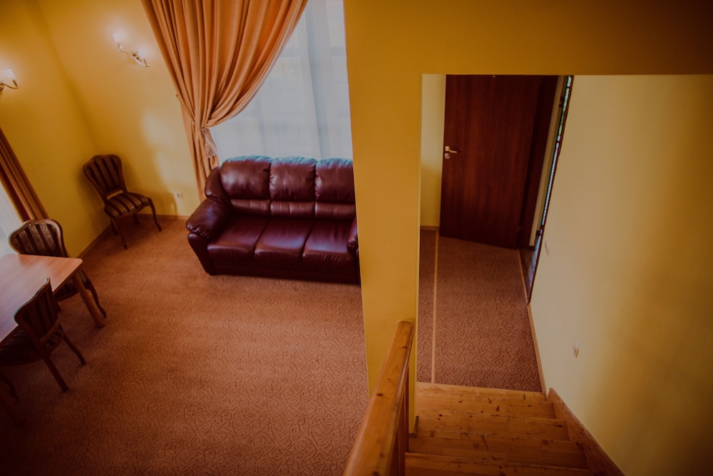 Comfort Suite photo 3