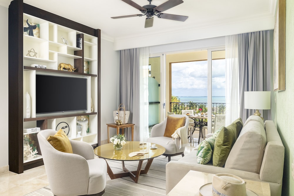 Two Bedroom Ocean View - Room Only photo 3