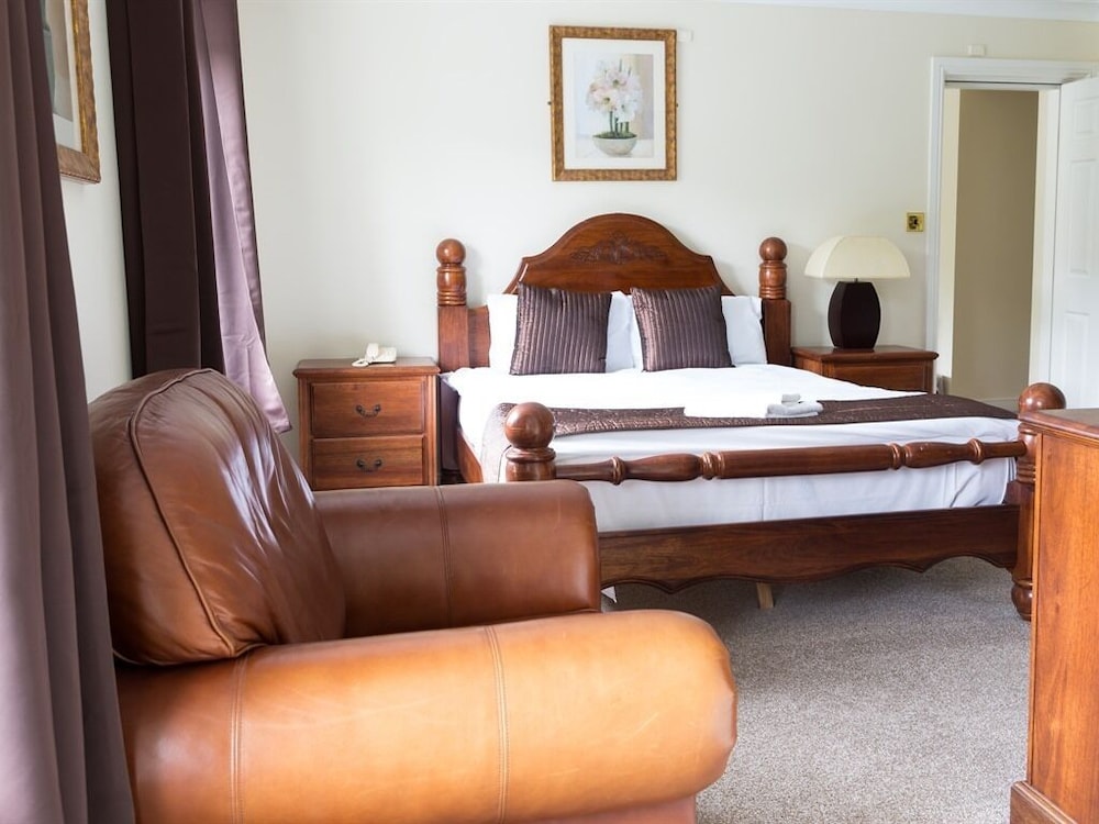 Suite, Ensuite (SMALLFAMILY/TWIN) photo 3