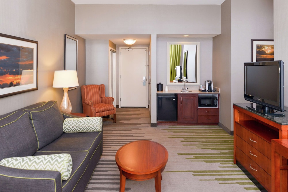 Junior Suite, 1 King Bed - Photo 2