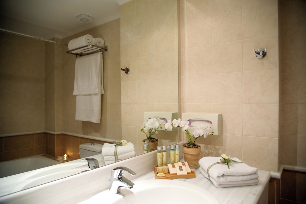 Classic Room, Balcony, Garden View photo 2