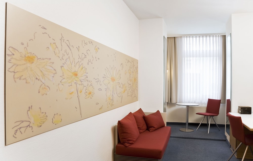 Standard Single Room, 1 Twin Bed, Non Smoking photo 3