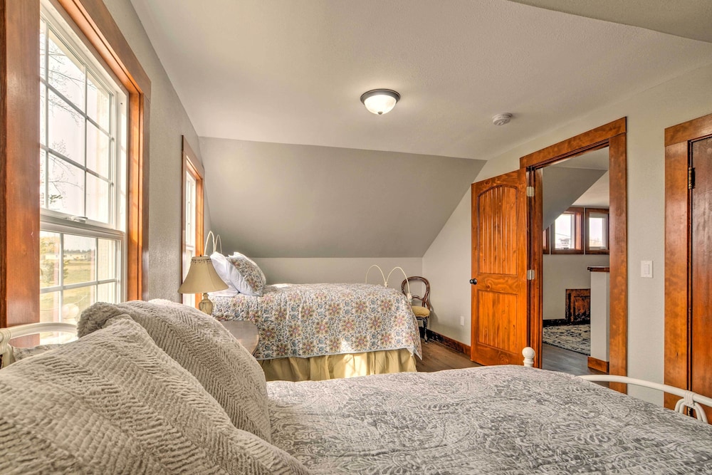 House (4 Bedrooms) photo 2