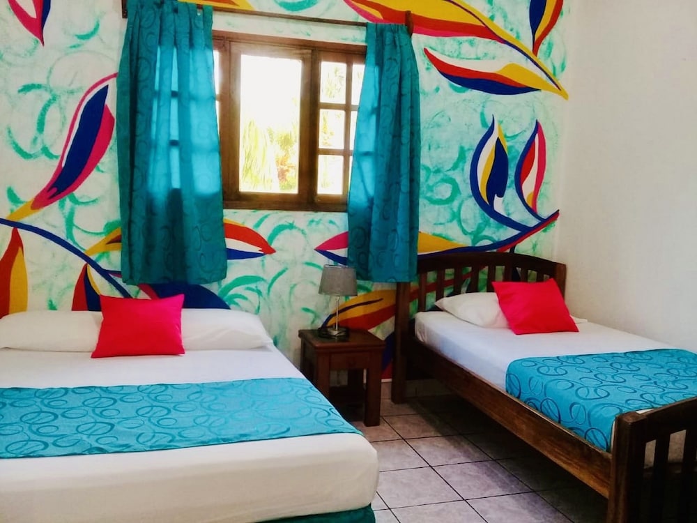 Basic Triple Room photo 1