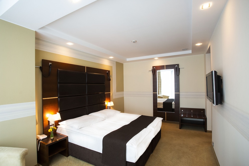 Double Room - Photo 1