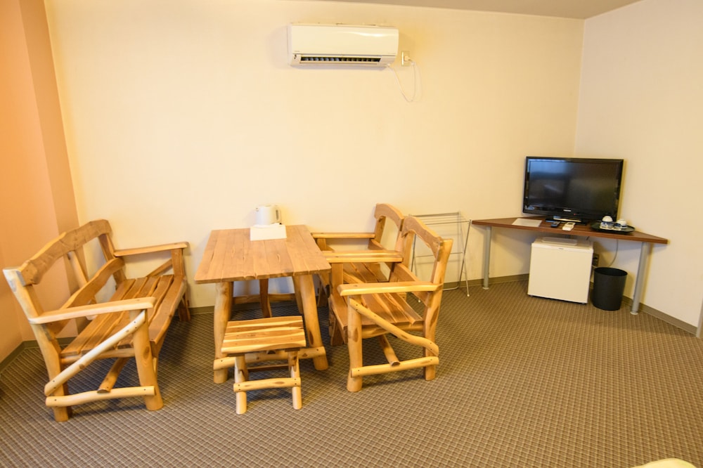 Basic Triple Room(Electronic Cigarette OK) photo 3