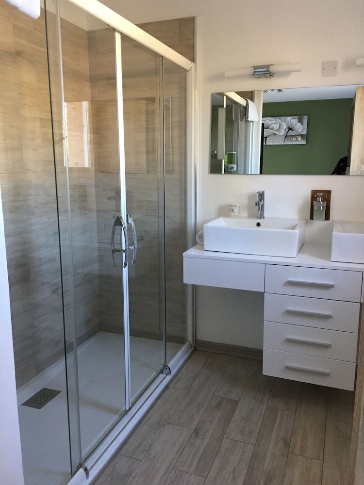 Classic Double Room, Non Smoking, Pool View (Tilleul) photo 2