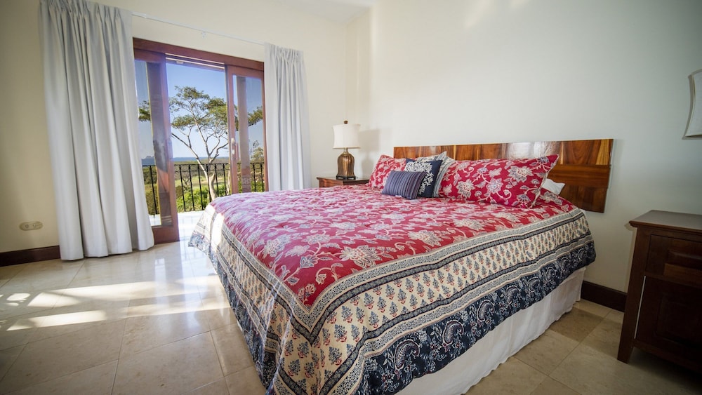 Deluxe Villa photo 1