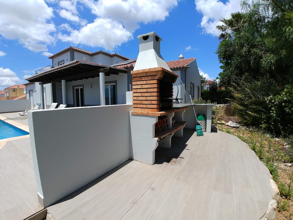 Deluxe Villa, 4 Bedrooms, Private Pool photo 2