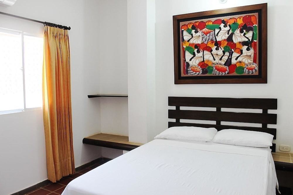 Deluxe Double Room, 1 Double Bed, Ensuite photo 2