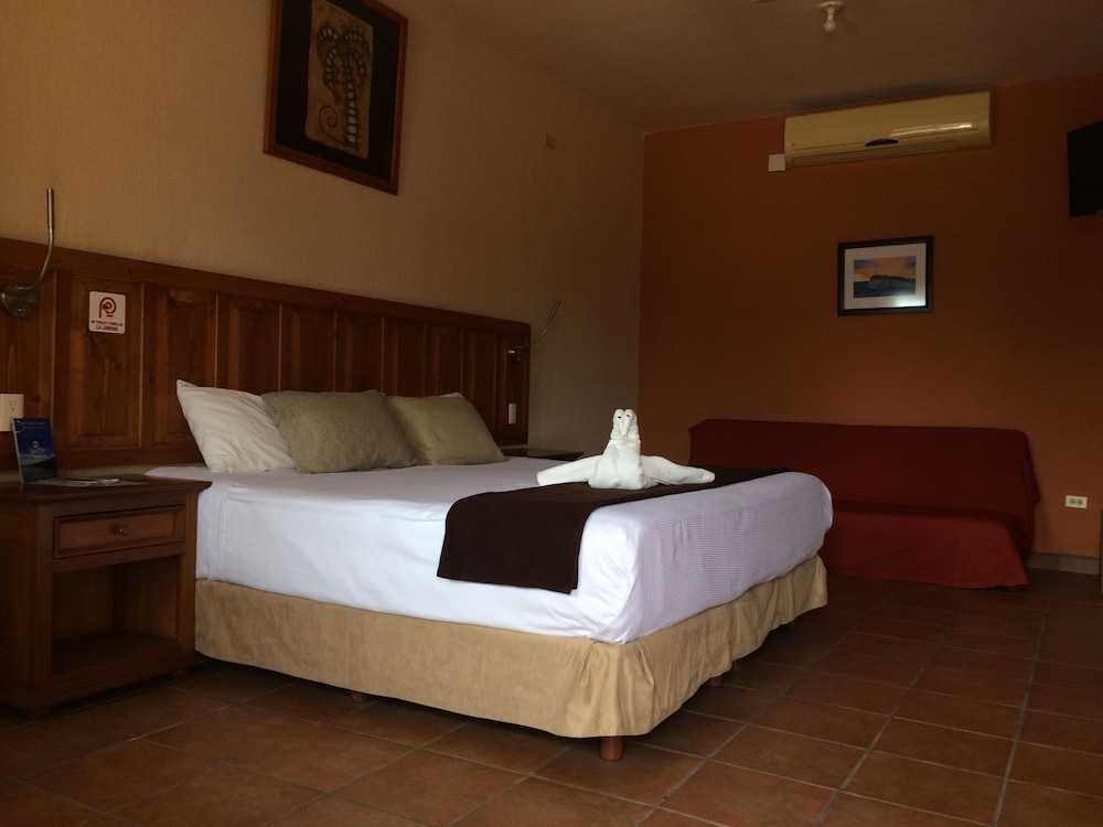 Standard Room photo 3
