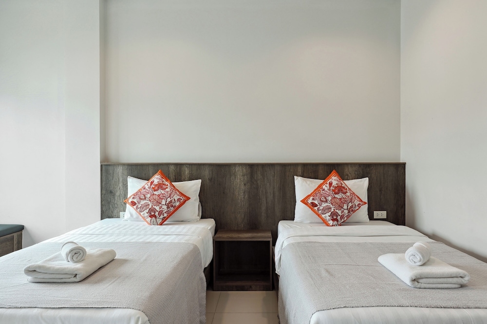 Twin Room, Balcony - Photo 4