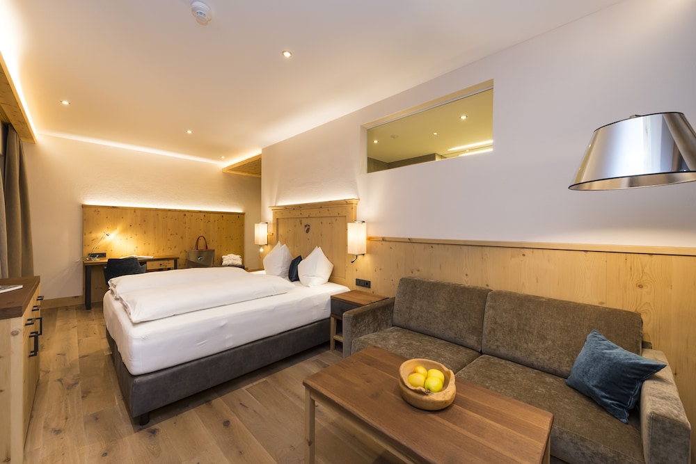 Junior Studio Suite photo 1