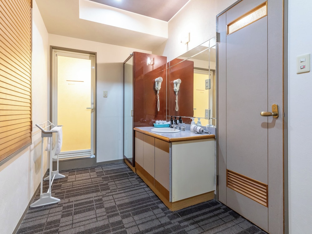 Traditional Quadruple Room, Non Smoking photo 2