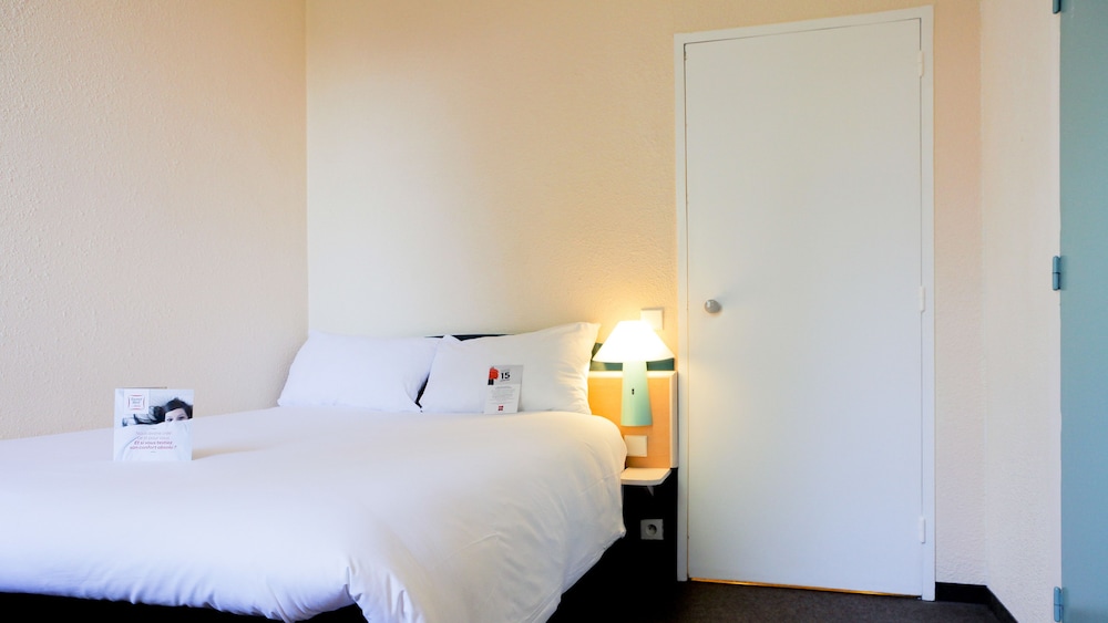 Standard Double Room, 1 Double Bed - Photo 9