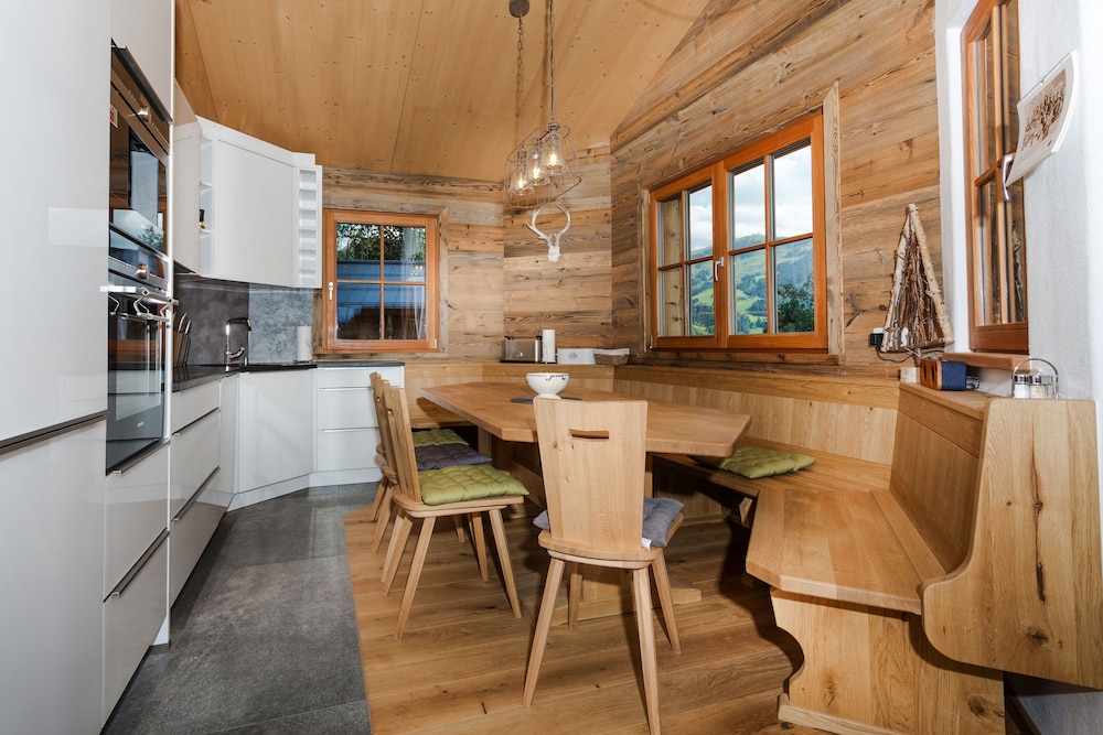 Deluxe Chalet, Mountain View (incl. cleaning fee 150EUR) photo 1