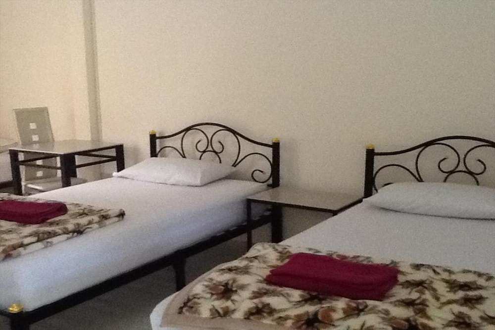 Basic Twin Room
