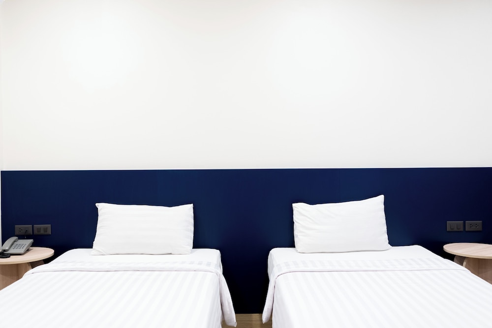 Deluxe Twin Room photo 2