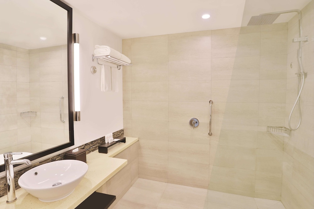 Superior Room, Lagoon View - Photo 4