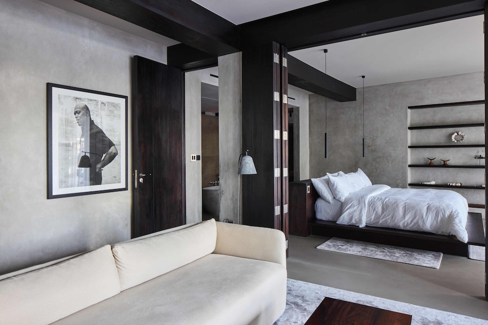 Oceanfront Terrace Suite photo 3