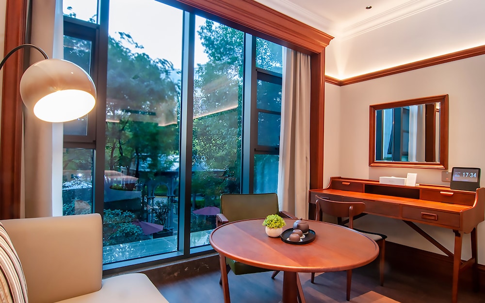 Business Twin Room photo 2