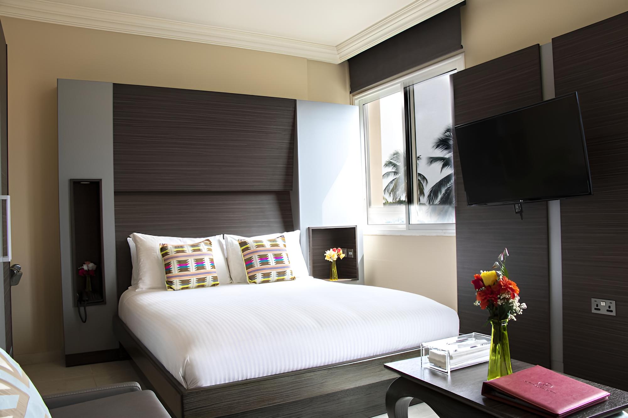 Deluxe Double Room, 1 Queen Bed photo 1