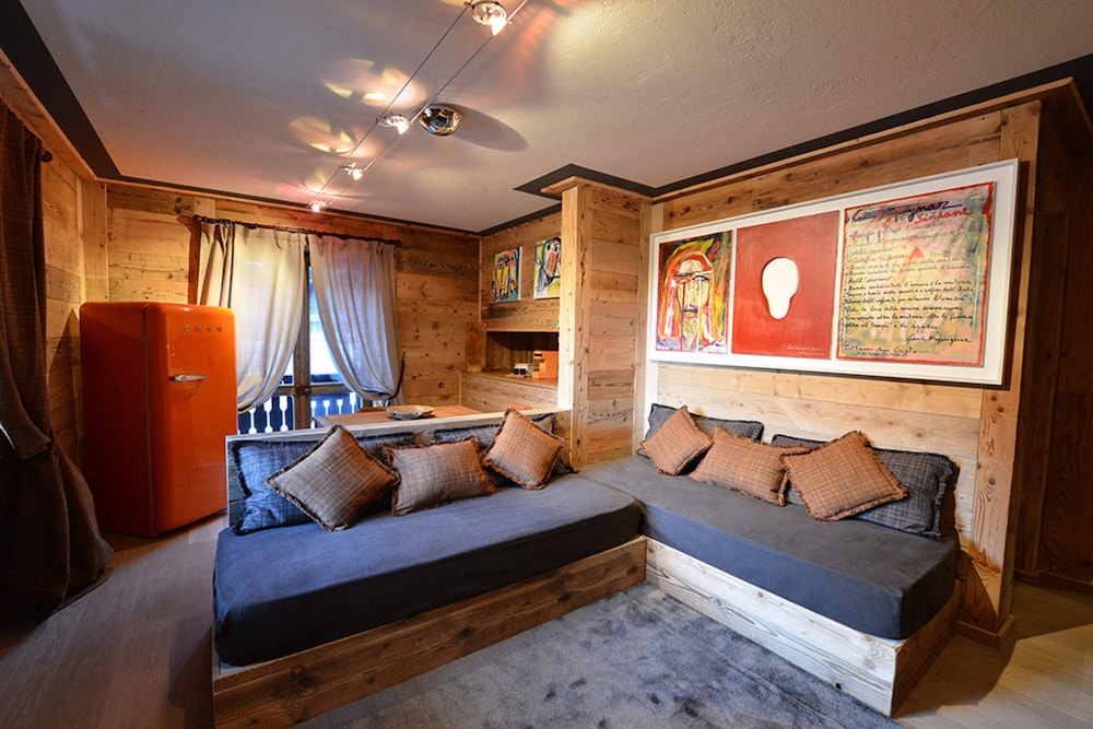 Suite (Argento) photo 1