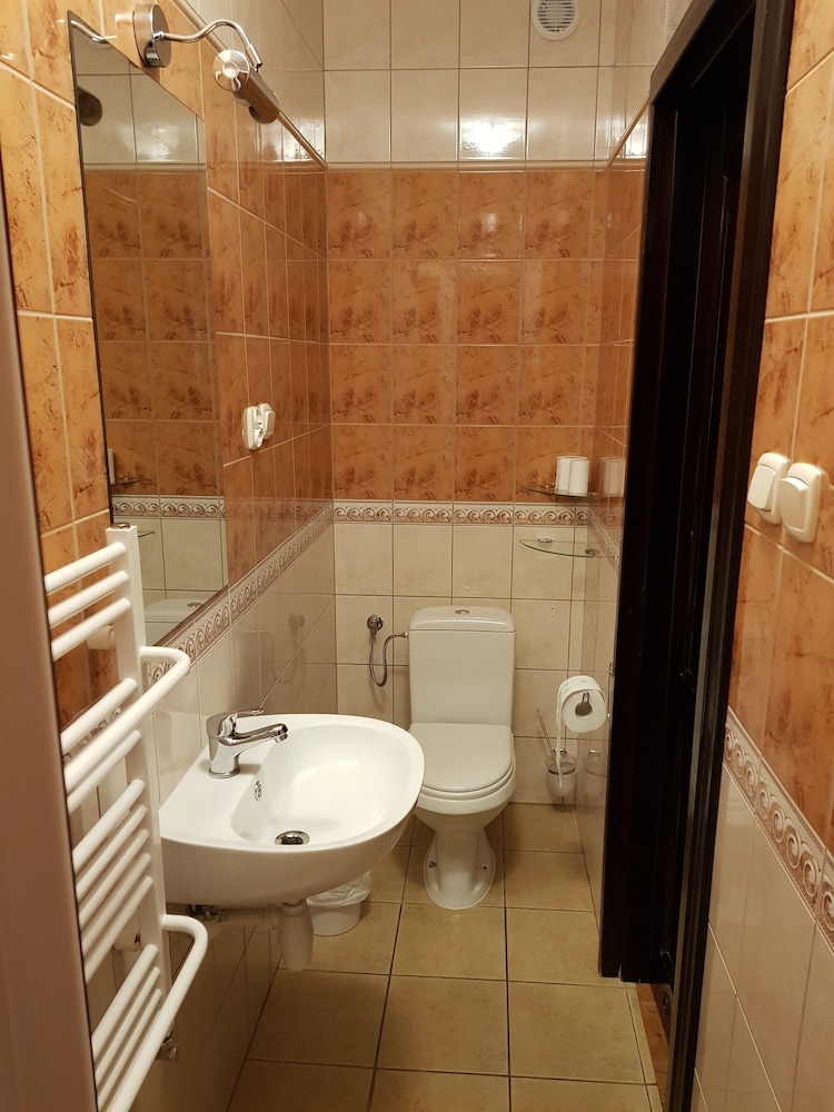 Room, 3 Twin Beds, Non Smoking photo 2