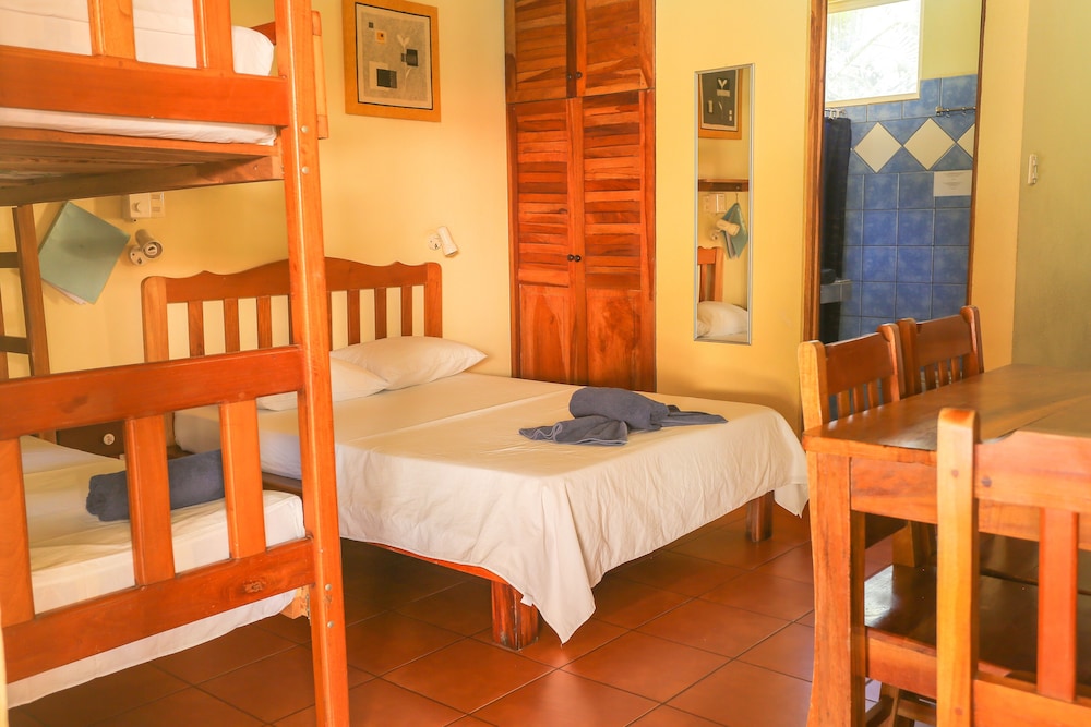 Superior Quadruple Room photo 3