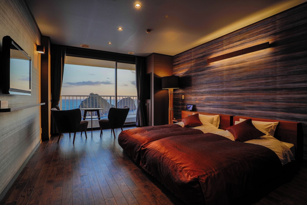 Superior Twin Room, Non Smoking, Ocean View